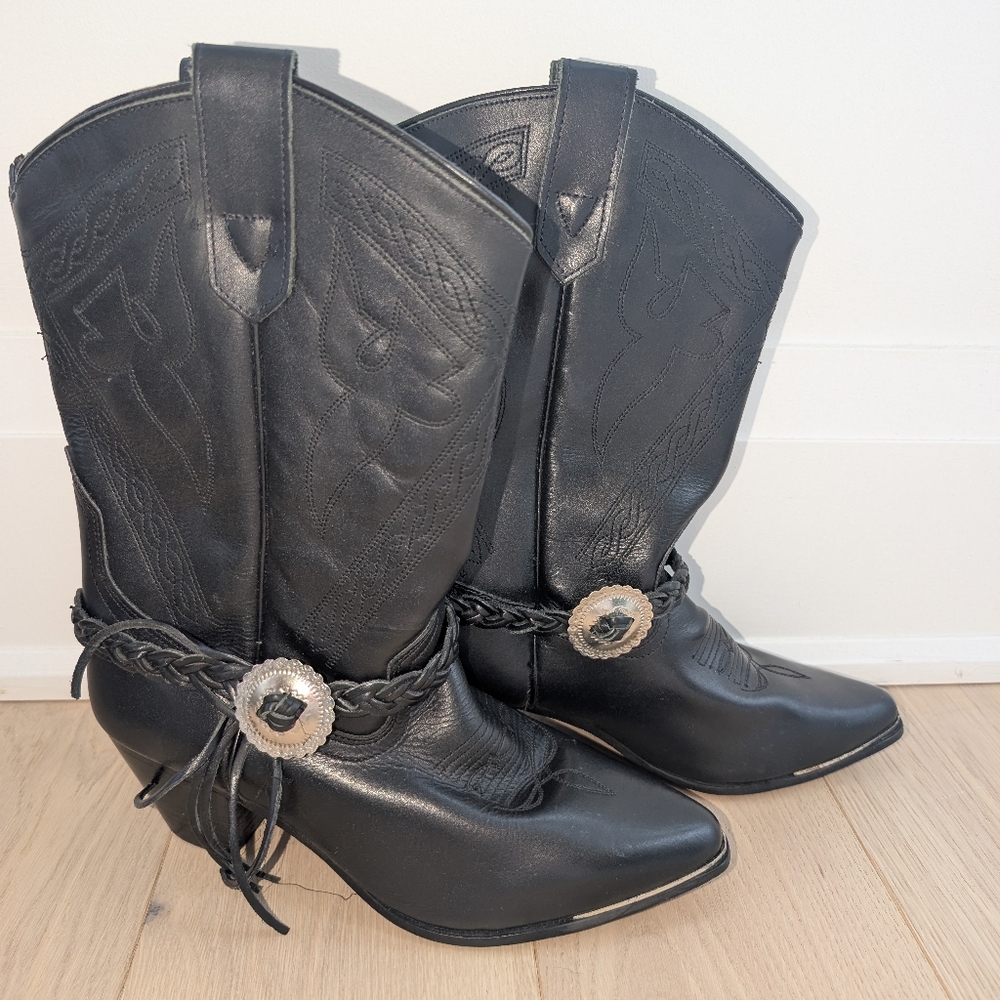 Black Heeled Western Boots With Silver Detail